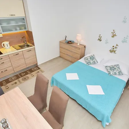 Mustapic * 马卡尔斯卡